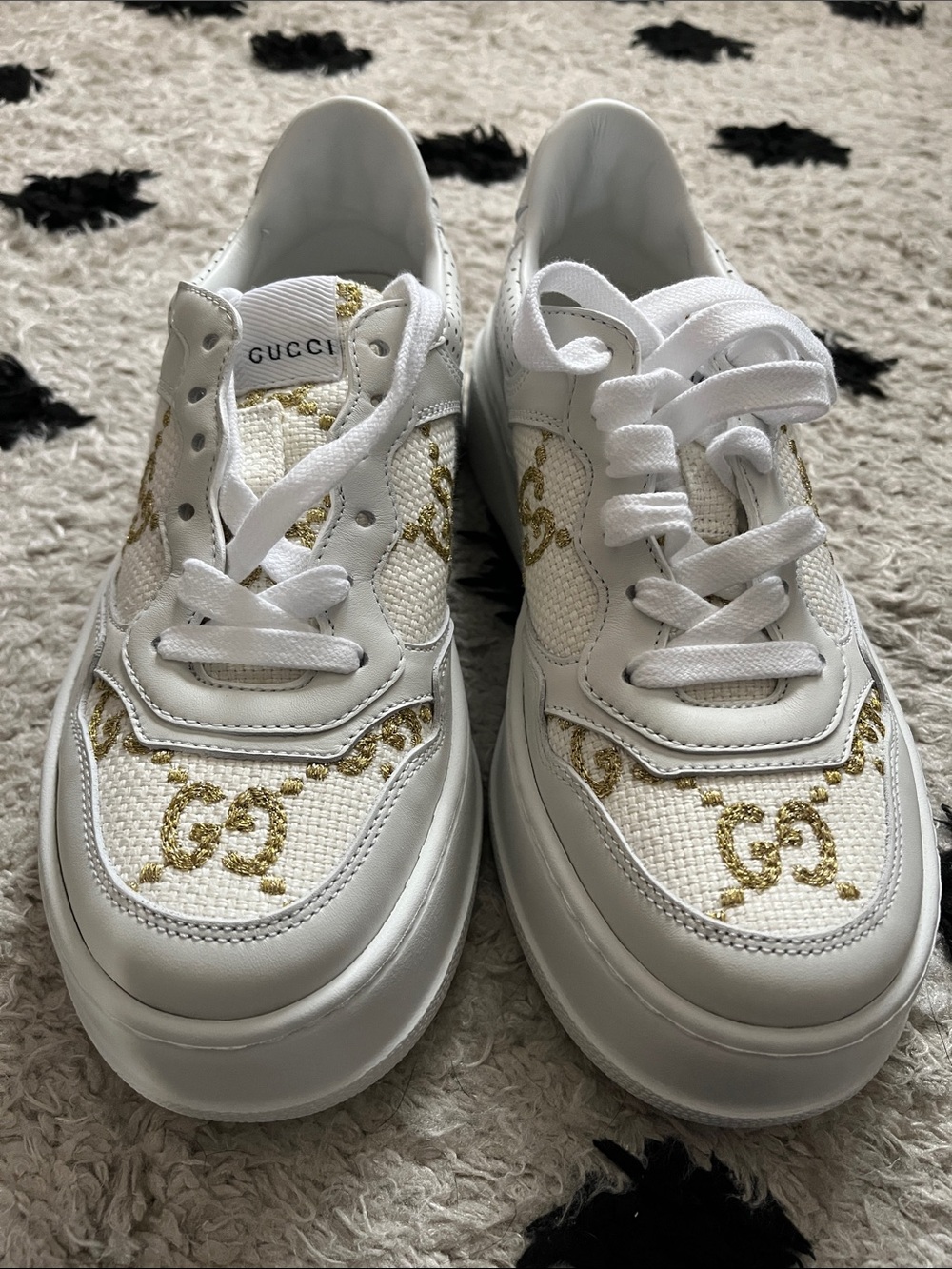 Gucci White Sneakers with Gold GG Embroidery size 6 new - Picture 4 of 14